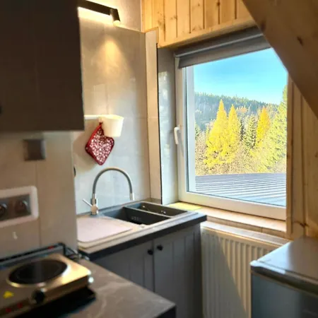 Spokojna - W Gorach Izerskich, Czerniawa-zdroj